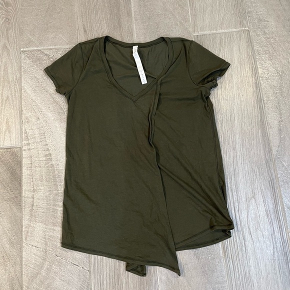 Lululemon Knot A Problem Tee Dark Olive 6 - Picture 3 of 5